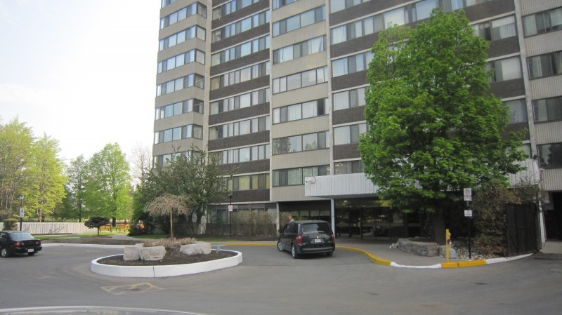 SOLD -80 ANTIBES #2302    $318,000