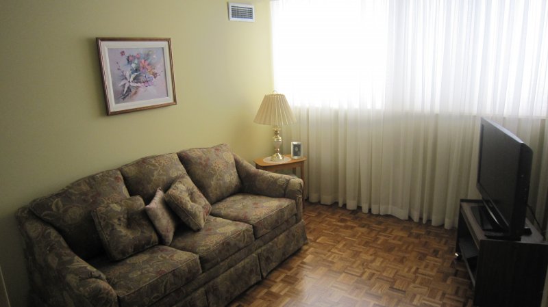 SOLD -80 ANTIBES #2302    $318,000