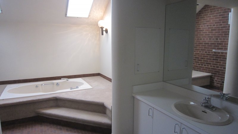 SOLD  436 GLENCAIRN AVE - $1,515,000