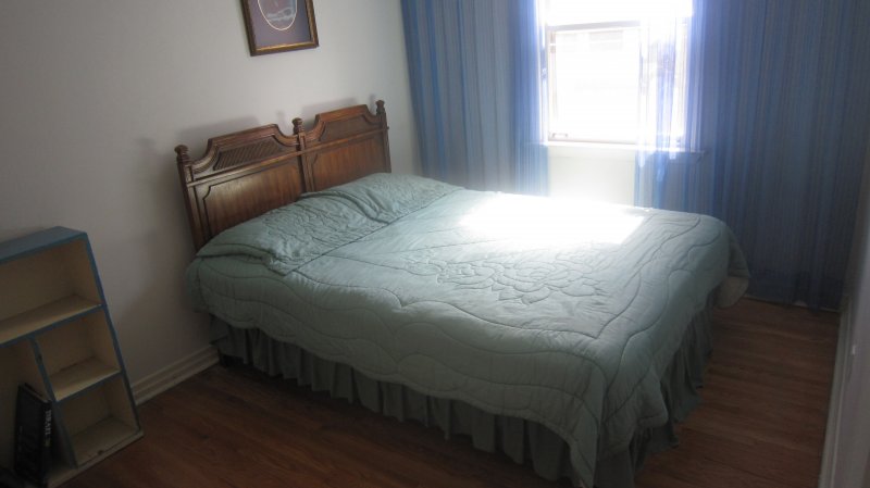 44 REGINA AVE  ASKED: $649,000 SOLD **660,000