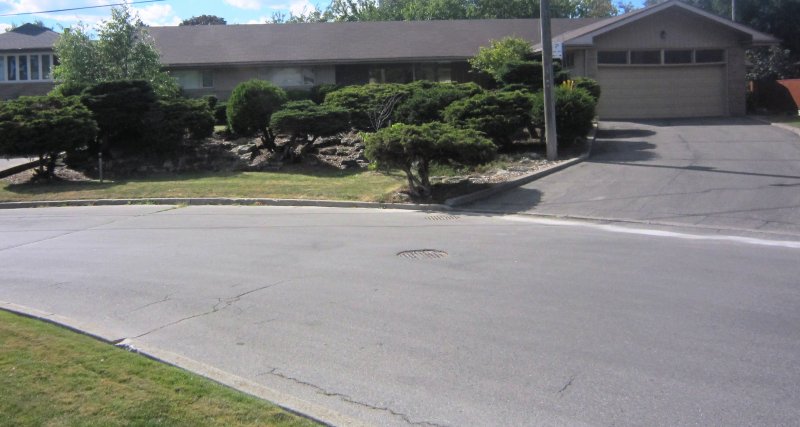 EXCLUSIVE COURT - - CITY OASIS-