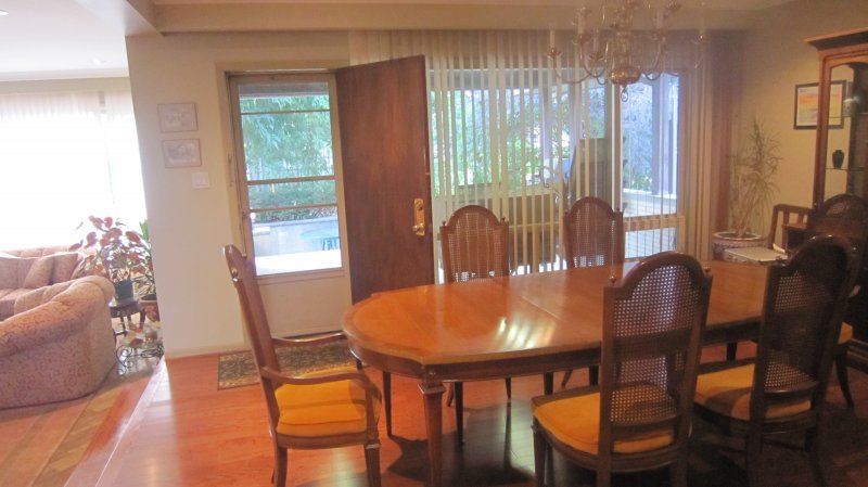 EXCLUSIVE COURT - - CITY OASIS-