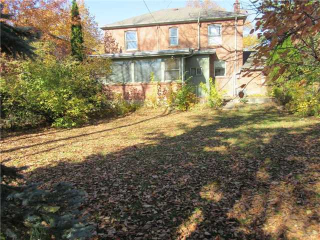 SOLD*1,772,018* 585 St. CLEMENTS ask  $1,618,