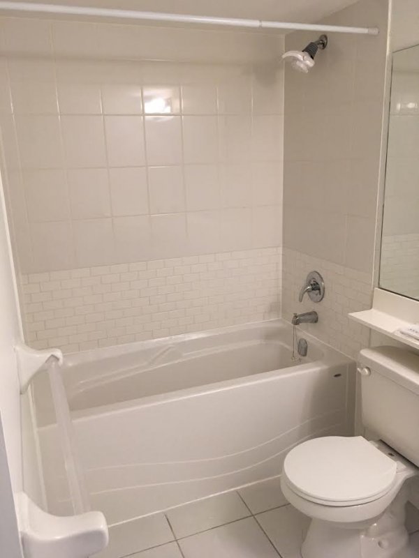 LEASED   3830 BATHURST ST. APT.707 FOR LEASE