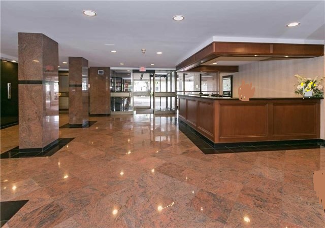 FOR LEASE 3000 BATHURST