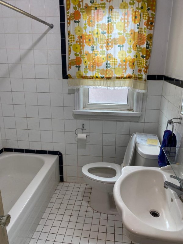 46 Barclay Rd  SOLD  $1,150,000 3 bd, 2 baths