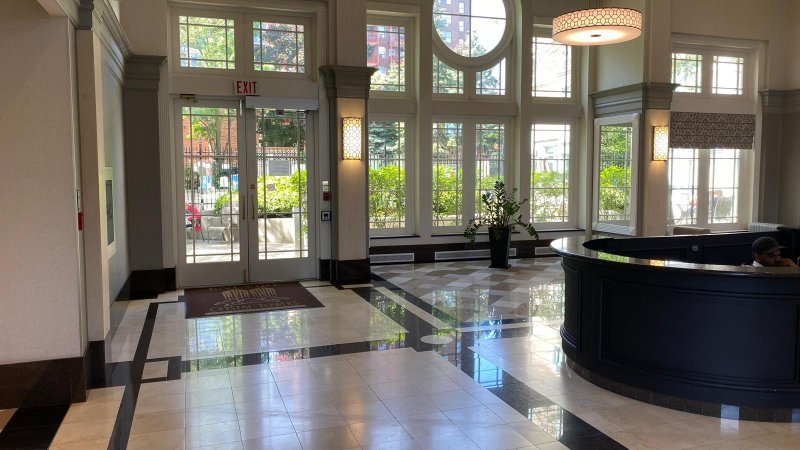 8 Covington Rd apt. 309 - $618,000