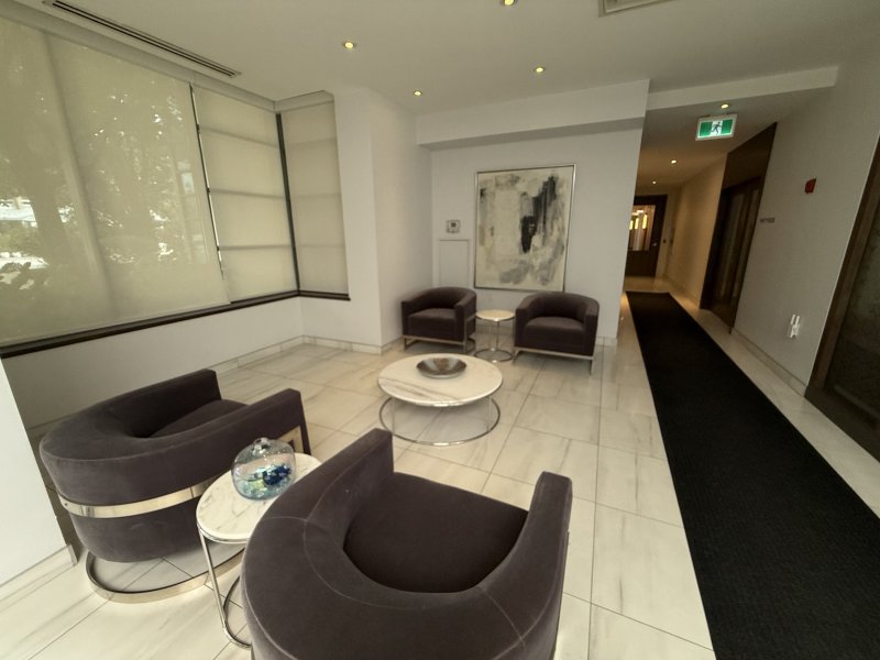 3830 BATHURST ST. APT. 707-$718,000