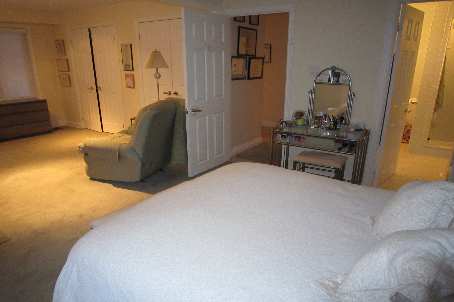 SOLD   41 Silverton Avenue