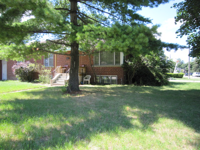 JUST SOLD** 2 SILVERTON AVE. GORGEOUS LOT