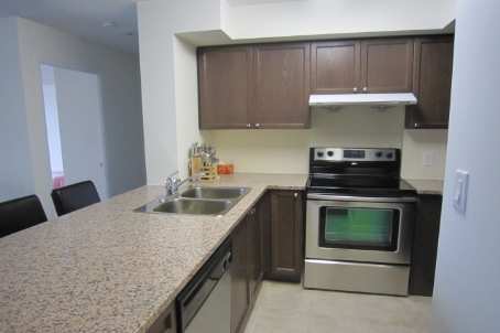 SOLD IN 3 DAYS***35 HOLLYWOOD AVE. #2023* *