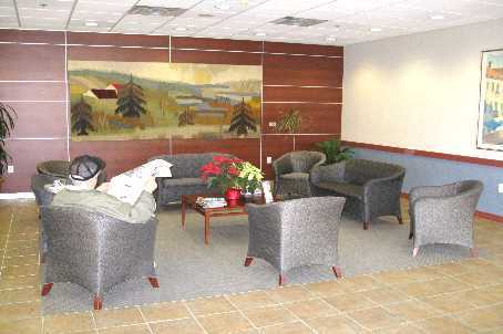 SOLD***2 NEPTUNE DR, #811* ** $239,000