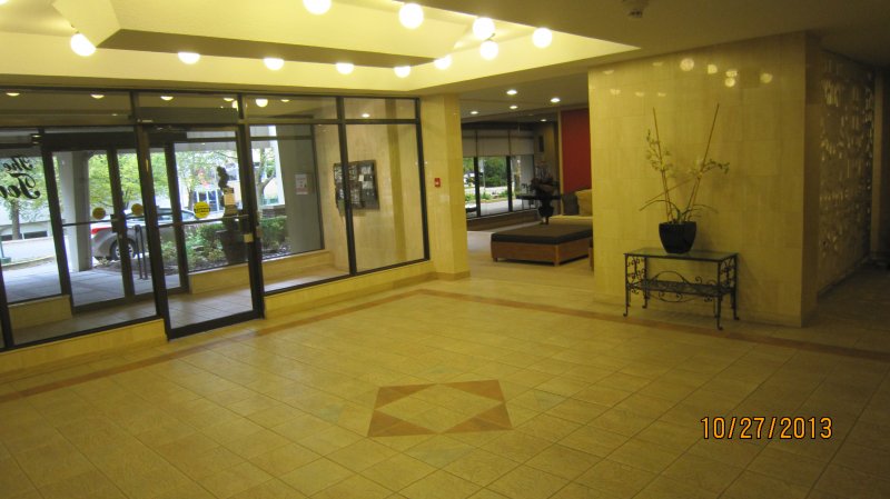 SOLD*****100 CANYON  AVE APT. 908 - $289,000